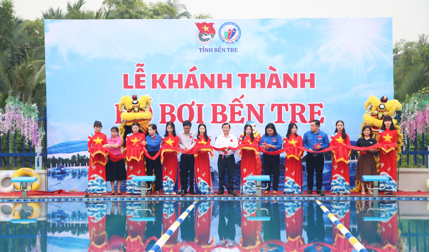 Khánh Thành Hồ Bơi Bến Tre